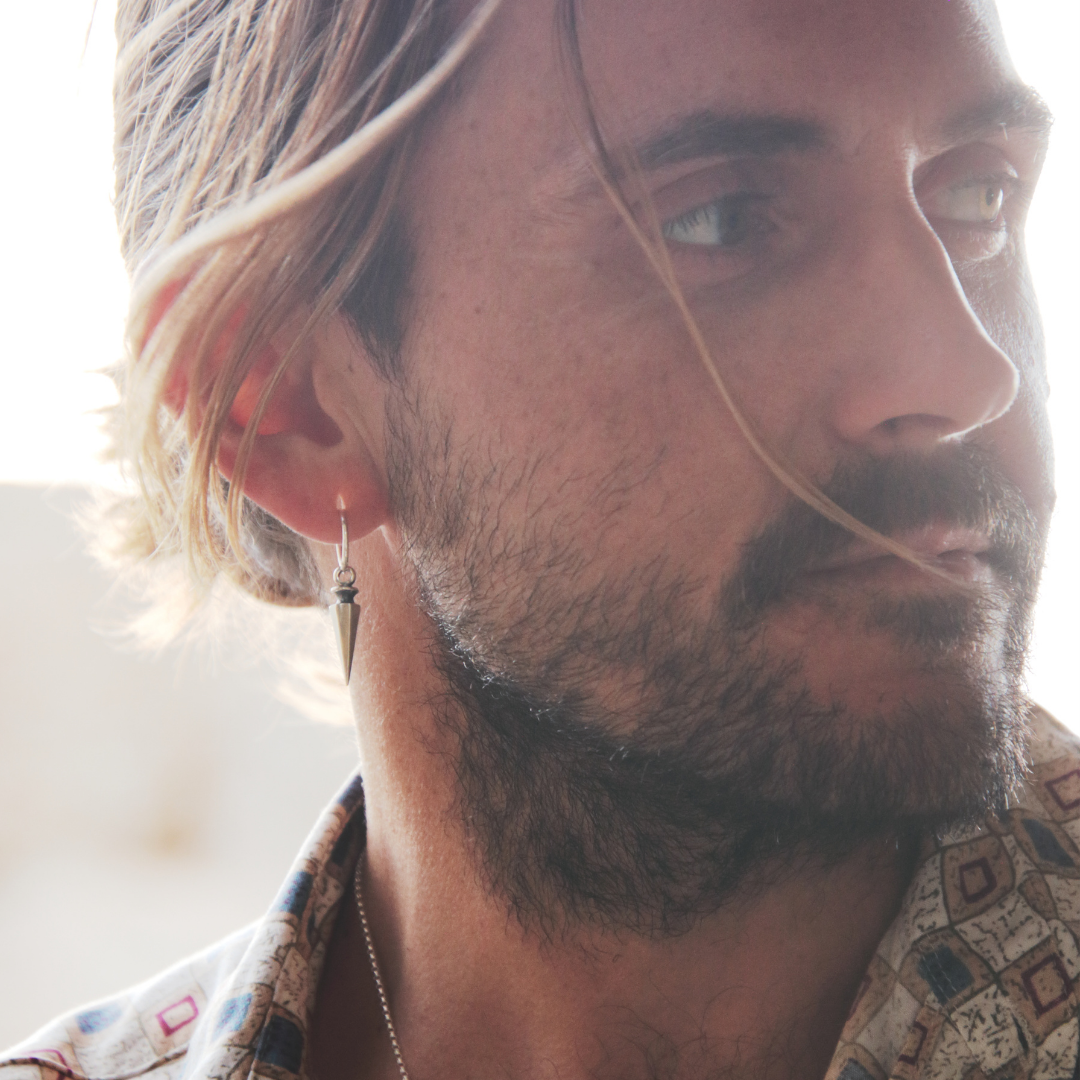 The Wayfinder Pendant